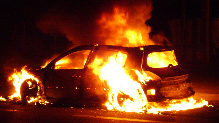 Το αγροτικό… λαμπάδιασε!