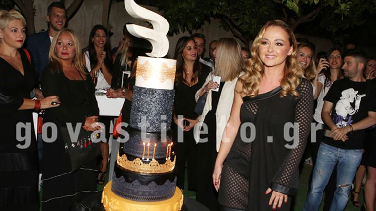 Παρέλαση επωνύμων στα λαμπερά εγκαίνια του Begatti House