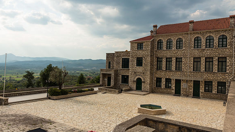 Ιωάννινα: Ζημιές στη Μονή Βελλάς και στους Ασπραγγέλους από τον σεισμό 5,5R