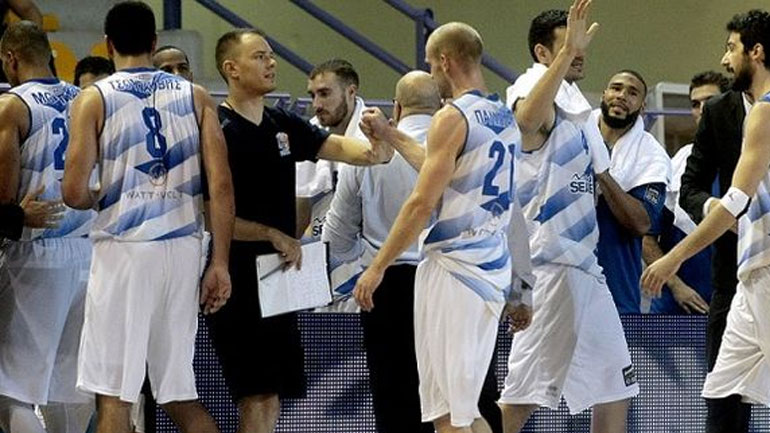 Με βροχή… τριπόντων η Κύμη «έπνιξε» τον Κόροιβο