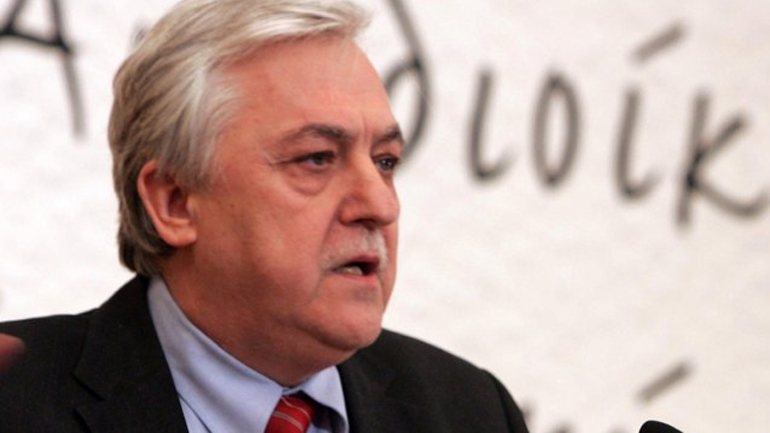 Επιτελικά υπουργεία με ολιγάριθμους υπαλλήλους προτείνει ο Αλ. Παπαδόπουλος