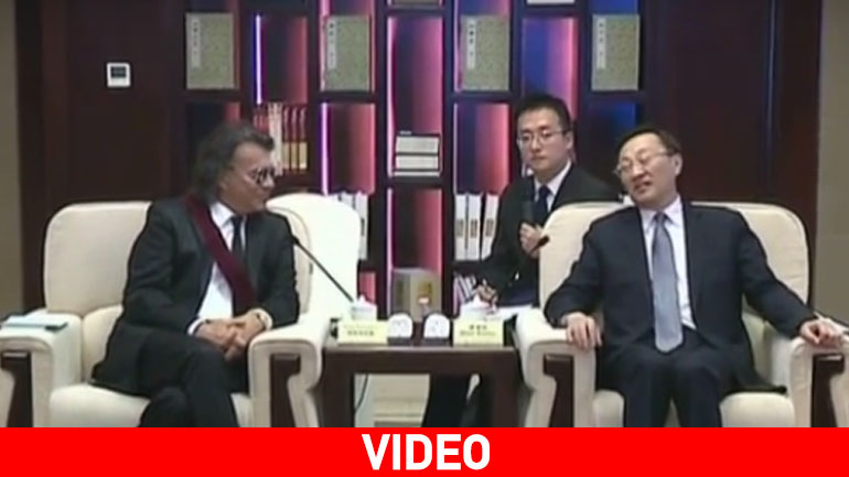 Με την υπογραφή Ψινάκη η αδελφοποίηση Μαραθώνα – Ναντζίν