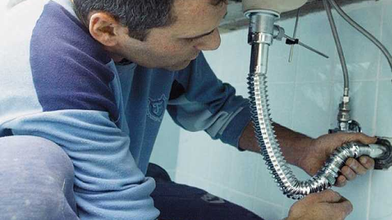 Υδραυλικός έχασε το σπίτι του λόγω χρεών στην εφορία