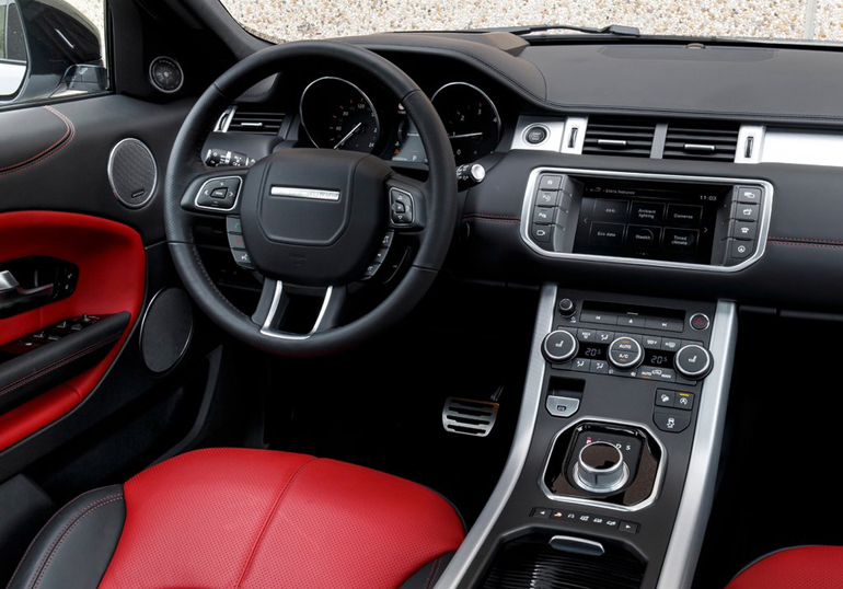 Το εσωτερικό του Range Rover Evoque...