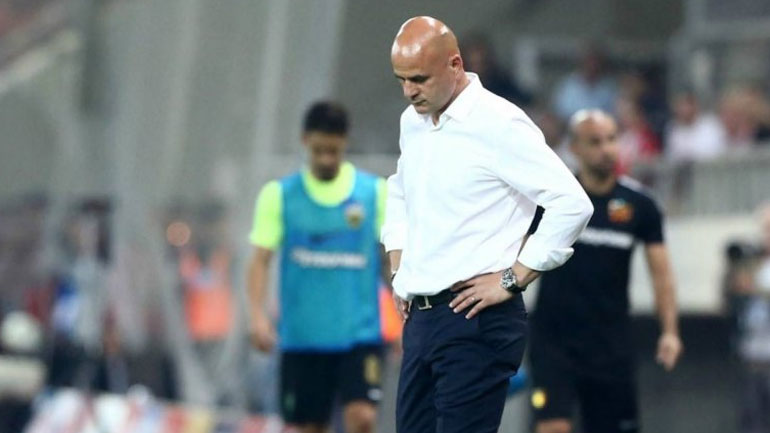 Τέλος κι επίσημα από την ΑΕΚ ο Τιμούρ Κετσπάγια