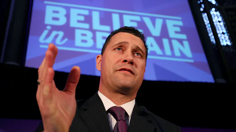 Αποχώρησε από το Ukip ο ευρωβουλευτής Στίβεν Γουλφ