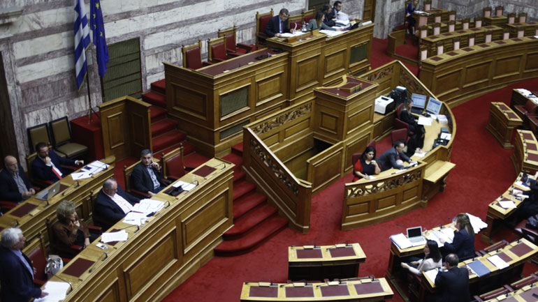 Ερώτηση στη Βουλή για την αποκάλυψη του zougla.gr