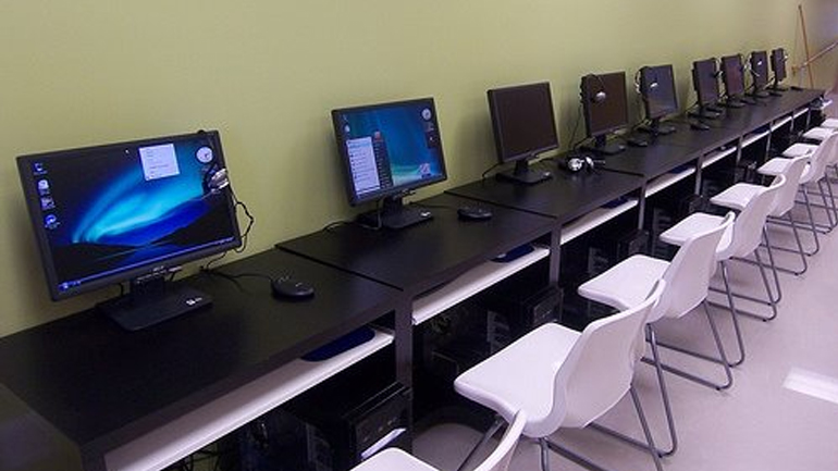 Ένοπλη ληστεία σε ίντερνετ καφέ