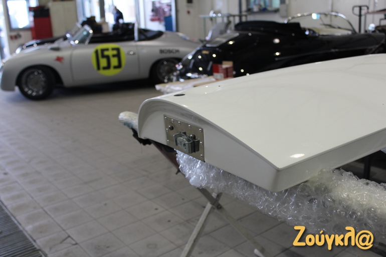 Η πόρτα περιμένει και αυτή την ώρα της...