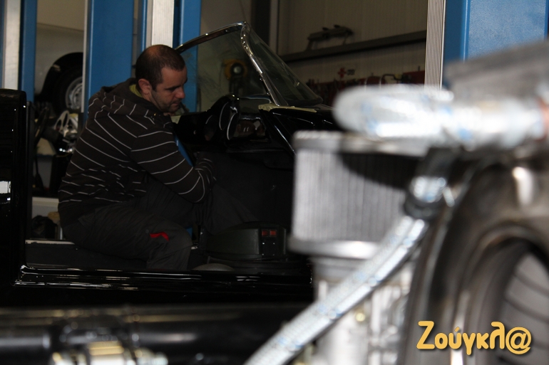 Είναι ωραίο να... βάζεις χέρι σε ελληνικό αυτοκίνητο!