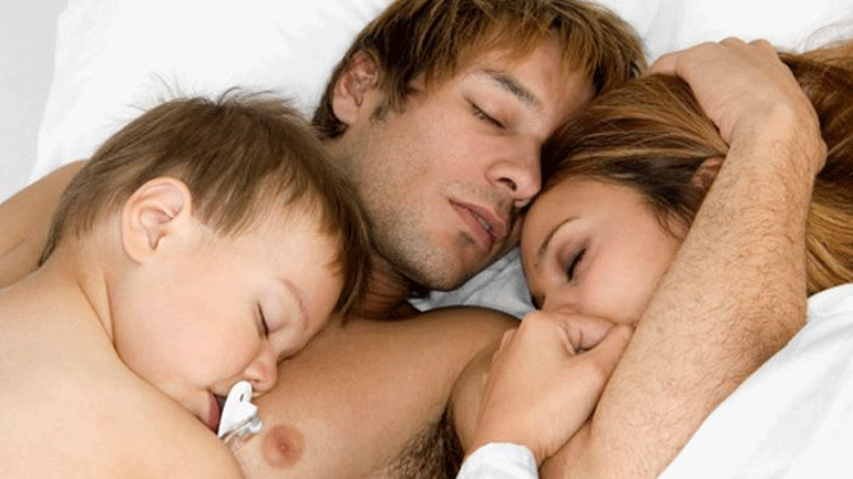 Όταν το παιδί θέλει να κοιμάται μαζί με τους γονείς Όταν το παιδί θέλει να κοιμάται μαζί με τους γονείς