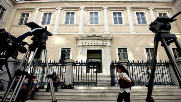 Την επόμενη Τετάρτη κρίνεται η συνταγματικότητα του νομοθετικού πλαισίου για τις τηλεοπτικές άδειες