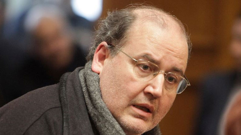 Φίλης: Θα επιστρέψουμε στο καθεστώς ασυδοσίας αν κριθεί αντισυνταγματικός ο νόμος των αδειών