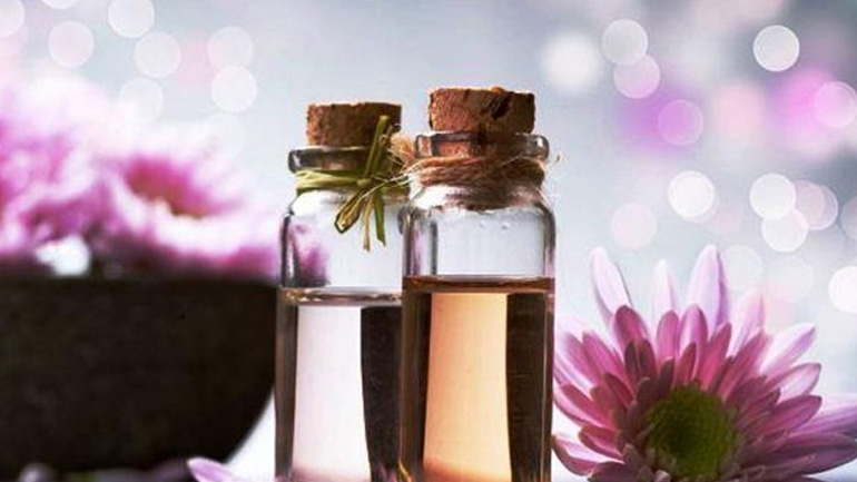 Αιθέρια έλαια για τέλεια μαλλιά