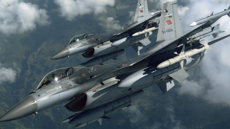 Επιδρομές τουρκικών μαχητικών – Νεκροί τουλάχιστον 160 Κούρδοι Επιδρομές τουρκικών μαχητικών – Νεκροί τουλάχιστον 160 Κούρδοι