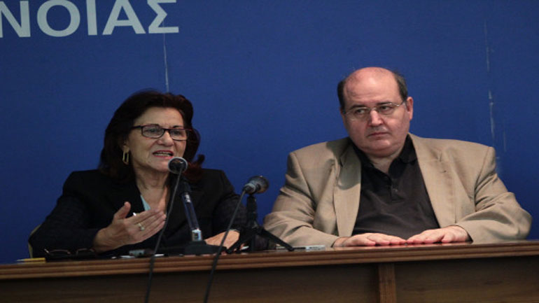 Την έναρξη του προγράμματος «Δεκατιανό στο Σχολείο» ανακοίνωσαν Θ. Φωτίου – Ν. Φίλης Την έναρξη του προγράμματος «Δεκατιανό στο Σχολείο» ανακοίνωσαν Θ. Φωτίου – Ν. Φίλης