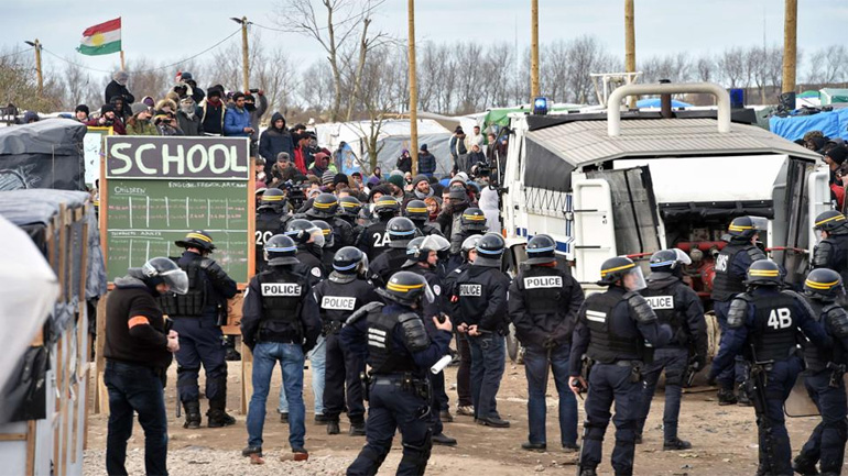 Γαλλία: Τη Δευτέρα ξεκινά η εκκένωση της «Ζούγκλας» του Καλαί