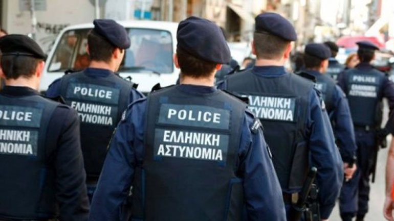 Αθωώθηκαν τέσσερις αστυνομικοί που κατηγορούνταν για κύκλωμα διακίνησης μεταναστών