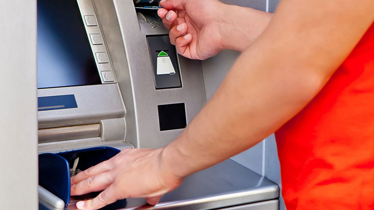 Με τη μέθοδο PROFKRAAK έκλεβαν χρήματα από ΑΤΜ τραπεζών