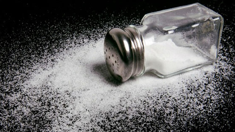 Μειώστε το αλάτι στη διατροφή σας και ζήστε καλύτερα