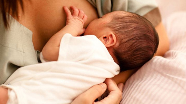 Καισαρική και θηλασμός: Τι πρέπει να γνωρίζετε