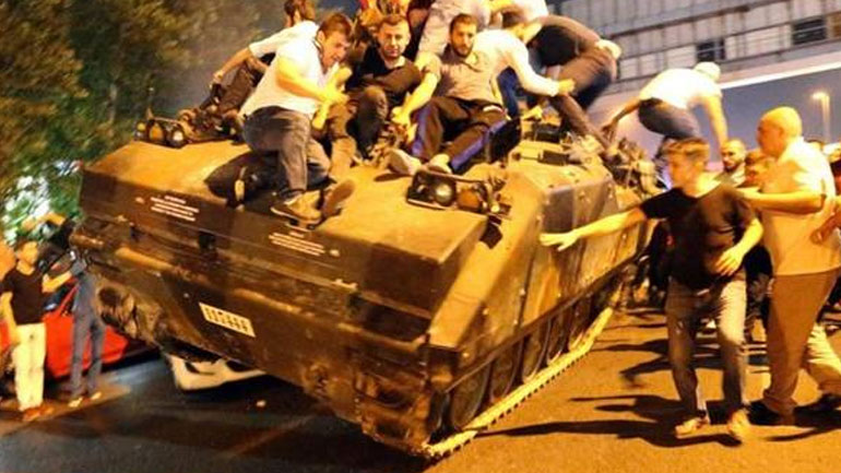 Τουρκία: Περισσότερες από 35.000 συλλήψεις μετά το αποτυχημένο πραξικόπημα