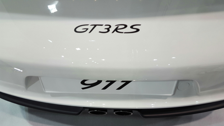 Αν δείτε κάτι τέτοιο στον δρόμο, μην επιχειρήσετε να κάνετε προσπέραση... 