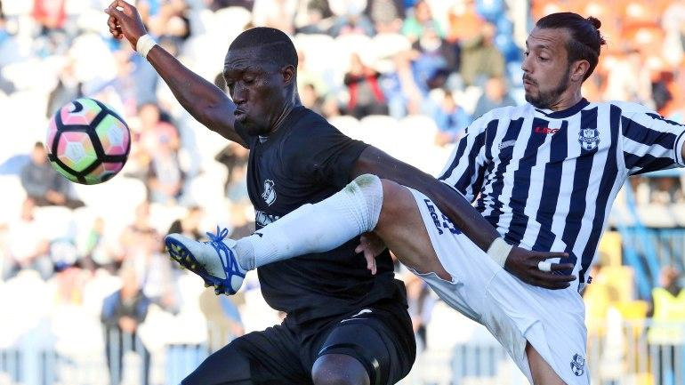 Διαμαρτύρεται για τη διαιτησία ο ΟΦΗ