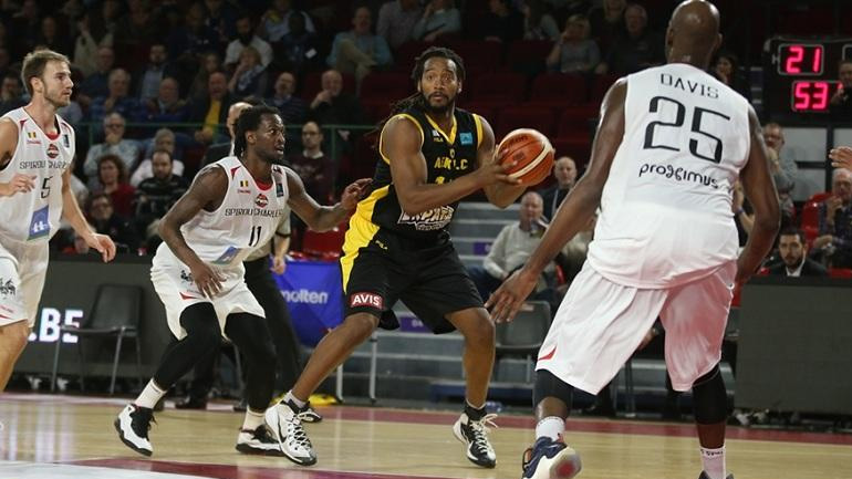 Δεύτερη νίκη για την ΑΕΚ, 80-58 τη Σαρλερουά