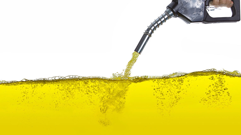 Βάζεις καύσιμα και σου επιστρέφουν το 5% των χρημάτων…