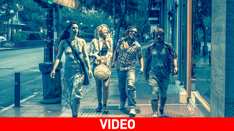 «Καλιφόρνια ντρίμιν» του Βασίλη Κατσικονούρη στο θέατρο Tempus Verum – Εν Αθήναις