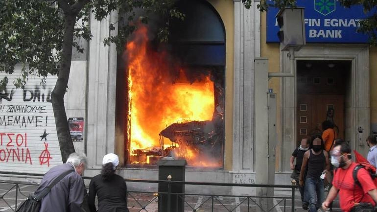 Τι κατέθεσαν οι αυτόπτες μάρτυρες στη δίκη για τον εμπρησμό της Marfin