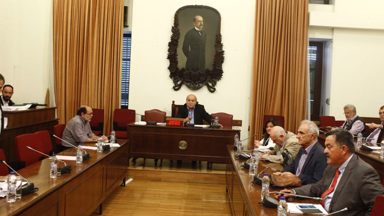 Eξελίξεις: Διάσκεψη των Προέδρων για νέο ΕΣΡ