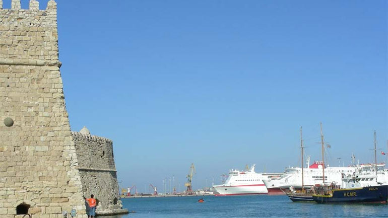 Ηράκλειο: Μετέφερε με το πλοίο της γραμμής μισό κιλό ηρωίνη