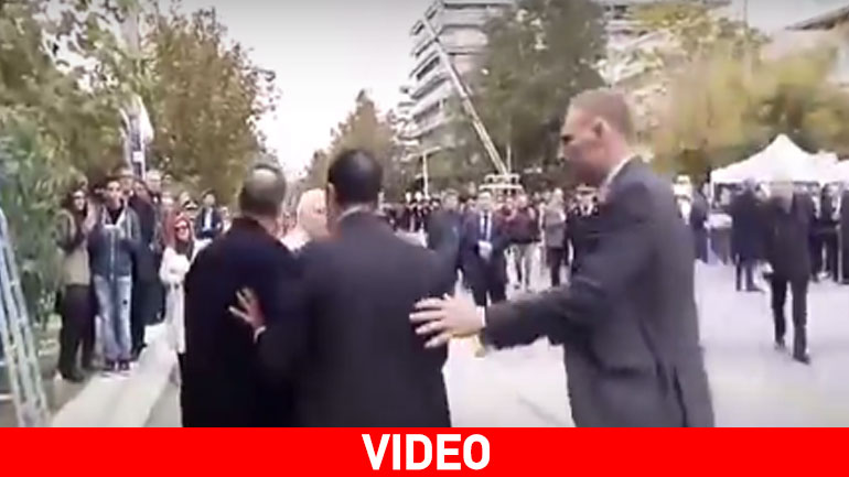 Toν πήραν… σηκωτό!