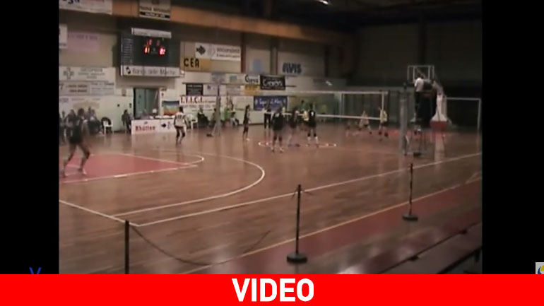 Ιταλία: Πανικός σε αγώνα βόλεϊ την ώρα του σεισμού