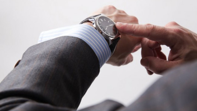 Προσοχή! Μία ώρα πίσω οι δείκτες των ρολογιών από τα ξημερώματα