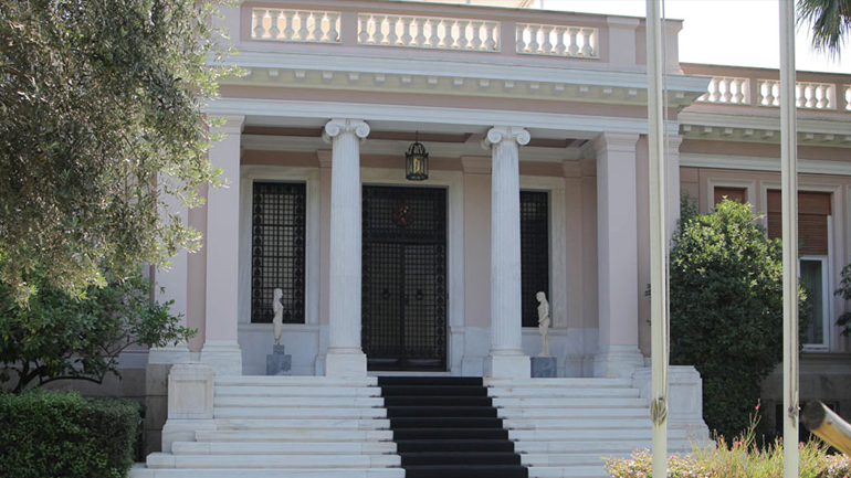 Σε κατάργηση του άρθρου 2Α προχωρά τη Δευτέρα η κυβέρνηση