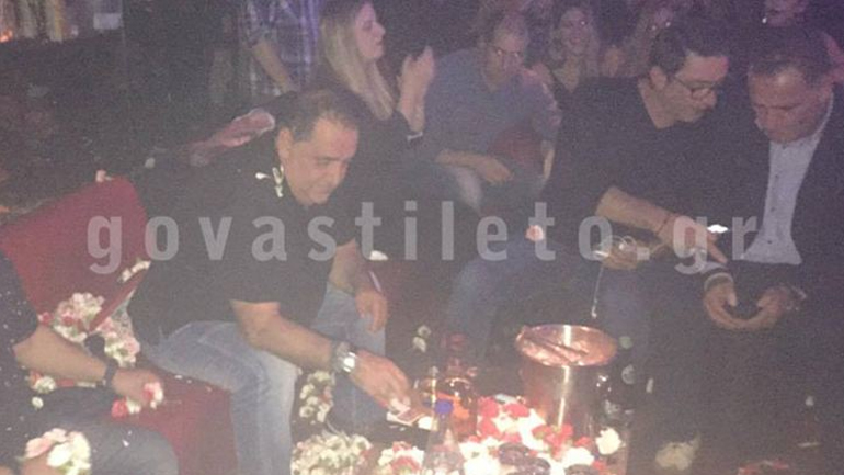 Αποκλειστικό βίντεο: Ο Βασίλης Καρράς το «έκαψε» στον Stan