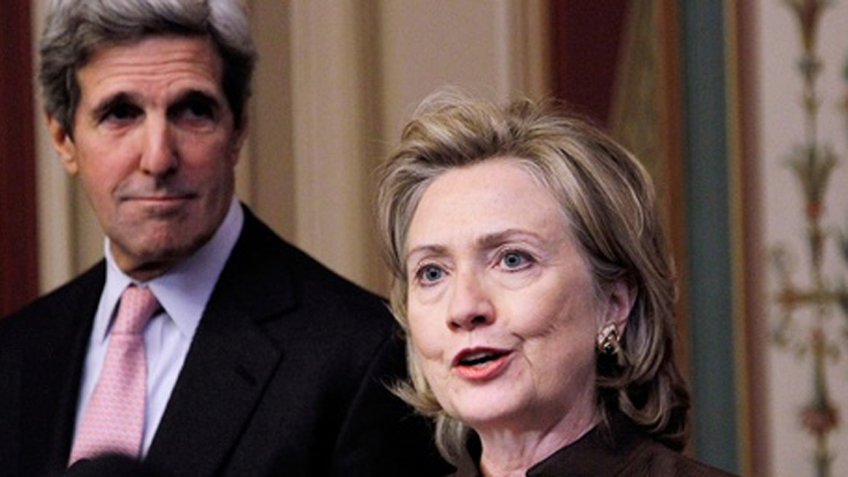 Κέρι: Δεν έχω ενημερωθεί από το FBI για τα email της Κλίντον