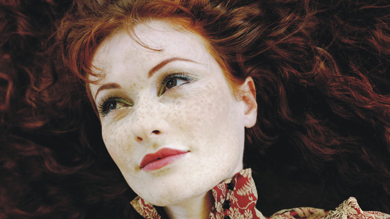 Η τζαζ ερμηνεύτρια και σολίστ του πιάνου Mαρία Μαρκεσίνη στο Μέγαρο Μουσικής Αθηνών