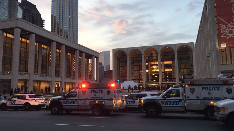 Τρόμος: Λευκή σκόνη στην ορχήστρα του «Metropolitan Opera Ηοuse» της Νέας Υόρκης!