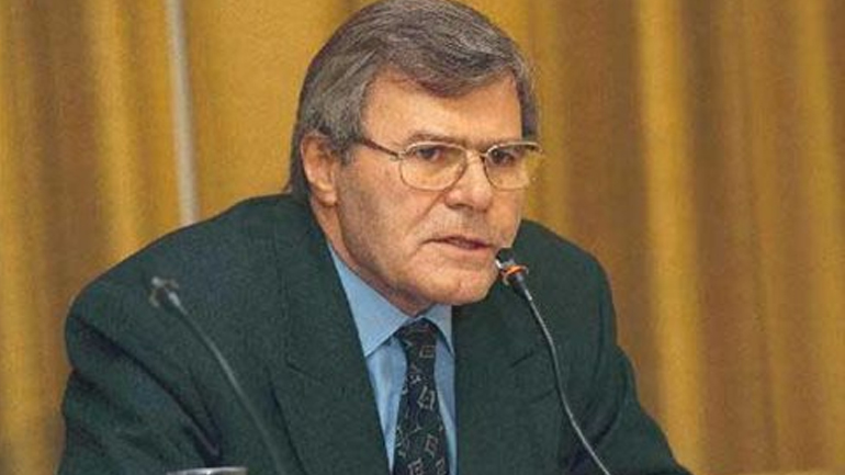 Απεβίωσε ο πρώην υπουργός Υγείας Κώστας Στεφανής