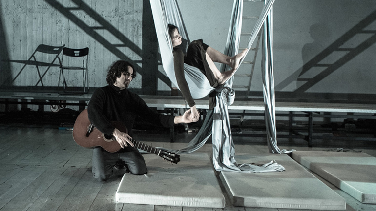 Η παράσταση «Το δέντρο του Οιδίποδα» συνεχίζεται  για δεύτερη χρονιά στο θέατρο Άλφα – Ιδέα