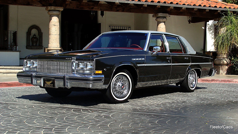 Το 1979 - 1980 οδηγούσε μία Buick Electra Limited Sedan με κινητήρα 6.600 κ.εκ.