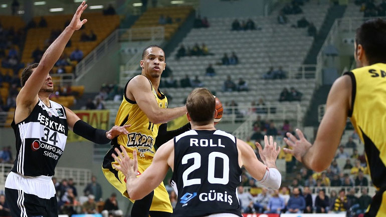 Λύγισε η ΑΕΚ απέναντι στην Μπεσίκτας, ήττα με 88-78 στο ΟΑΚΑ