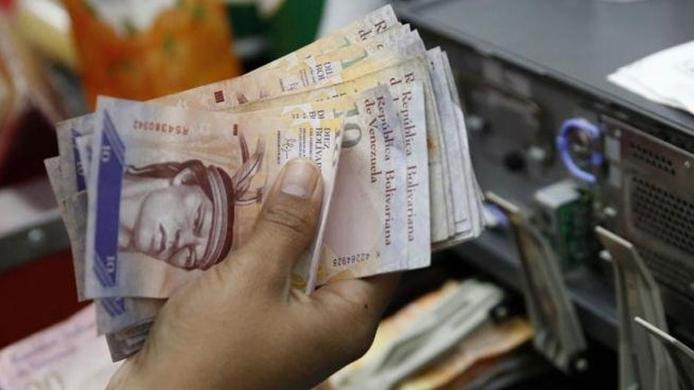 Βενεζουέλα: Με το… κιλό υπολογίζεται πλέον η αξία του μπολιβάρ