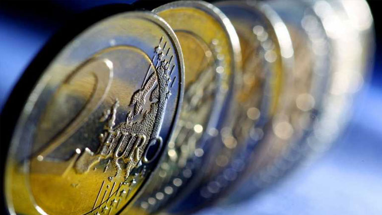 Προνοιακά επιδόματα κινδυνεύουν με «τσεκούρι»