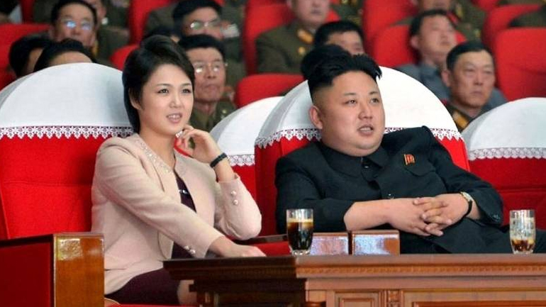 Μυστήριο με τη σύζυγο του Κιμ-Γιονγκ Ουν – Δεν έχει εμφανιστεί δημόσια τους τελευταίους 7 μήνες