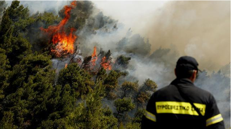 Μυτιλήνη: Υπό έλεγχο η φωτιά στη Μόρια Μυτιλήνη: Υπό έλεγχο η φωτιά στη Μόρια